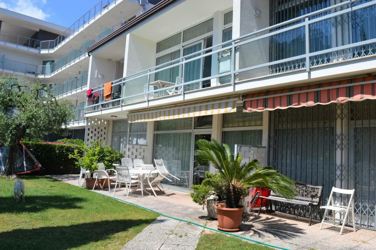 Appartement Lago Blu Riva del Garda Esterno foto